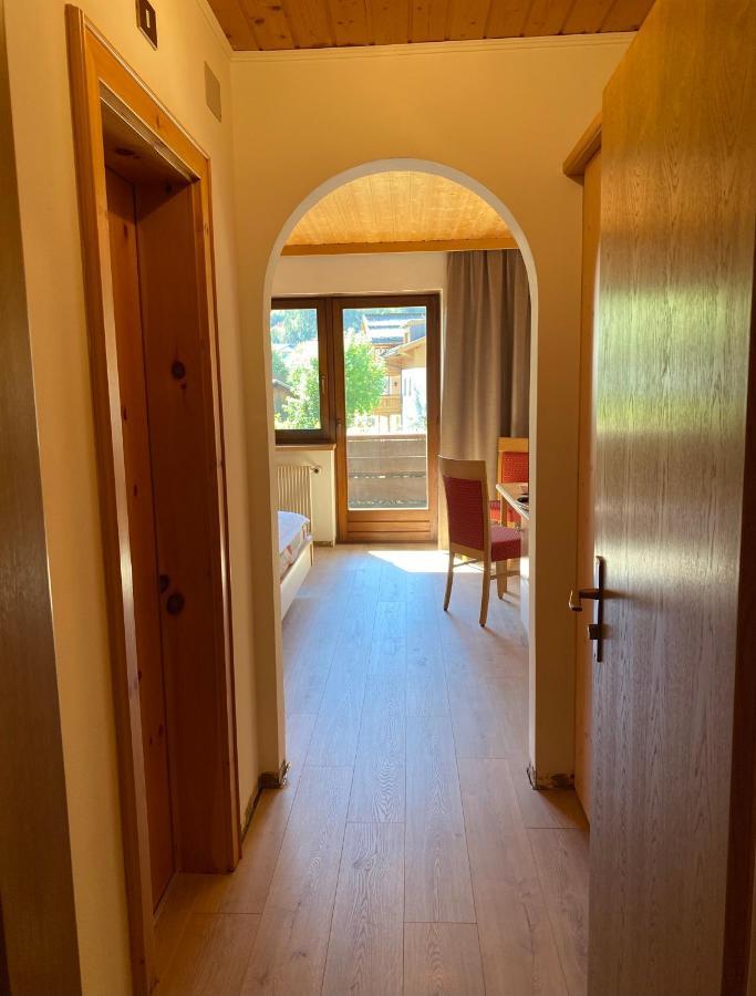 Hotel Garni Living San Candido Dış mekan fotoğraf