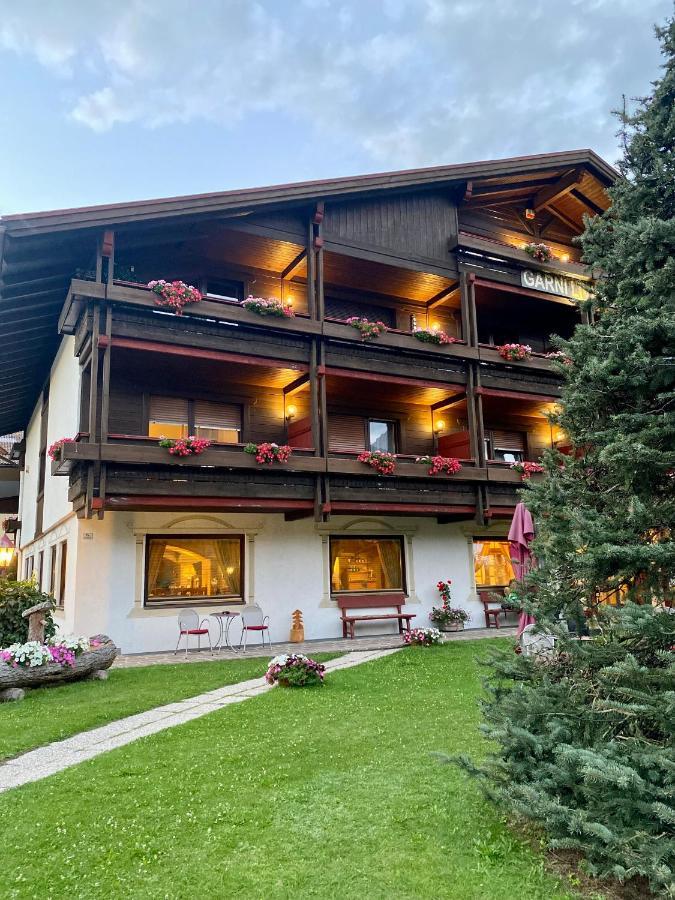 Hotel Garni Living San Candido Dış mekan fotoğraf